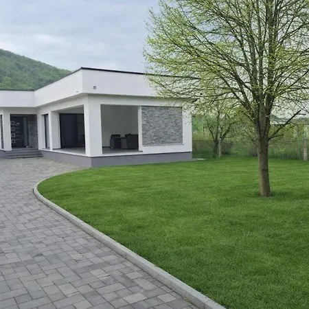 Una-adi-ela Villa Bihać
