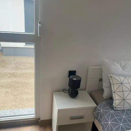 Una-adi-ela Villa